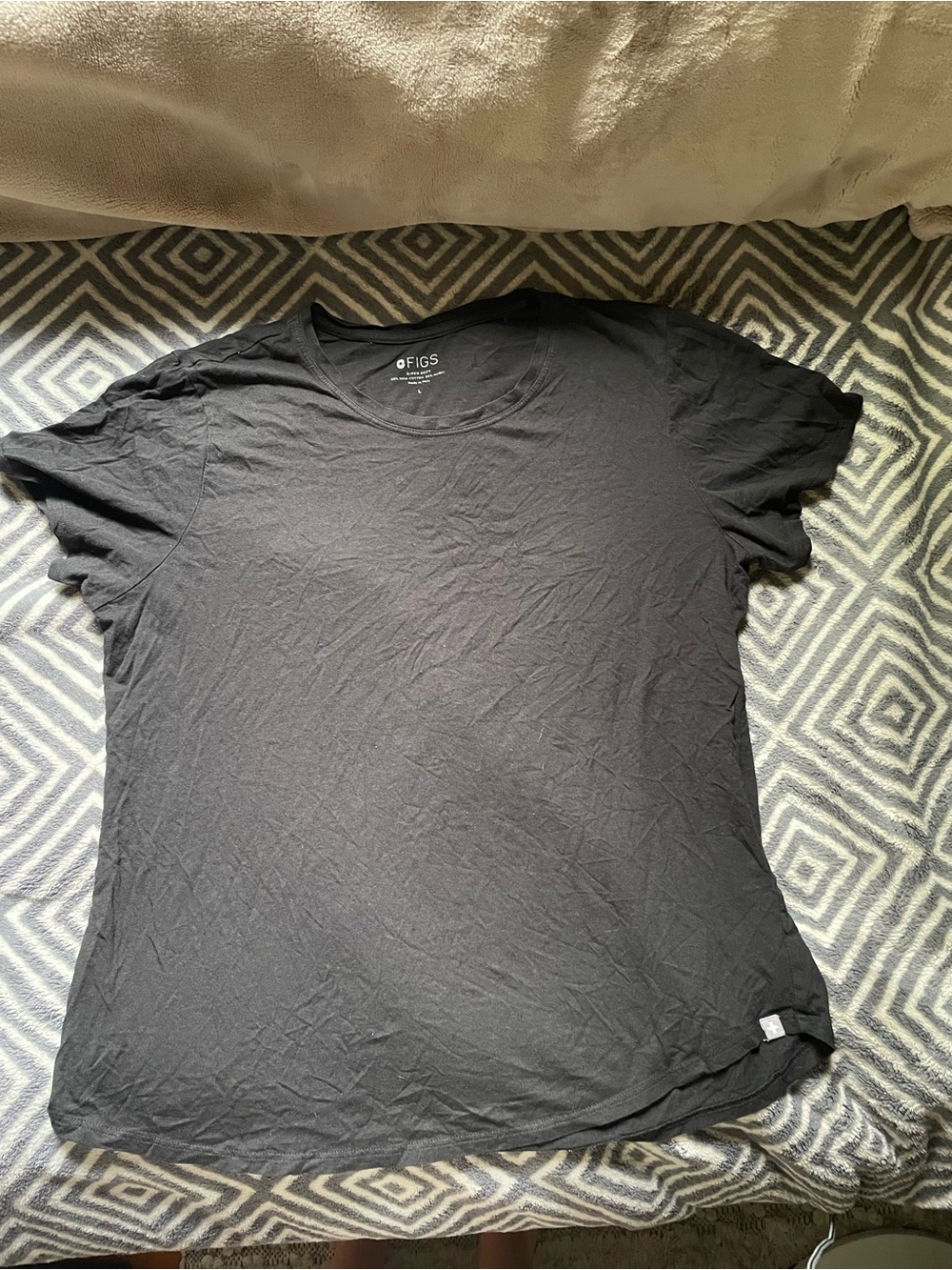 Figs women’s Black Short Sleeve Crew Tee